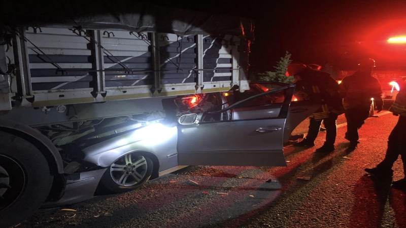 Kavga ettiği amcasını sokak ortasında tabancayla vurdu